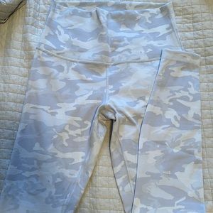 Lululemon Wunder Under Super High Rise 28” Legging